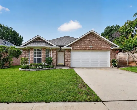 $399,000 | 2212 Tiffany Glenn Court, Bedford, TX 76021
