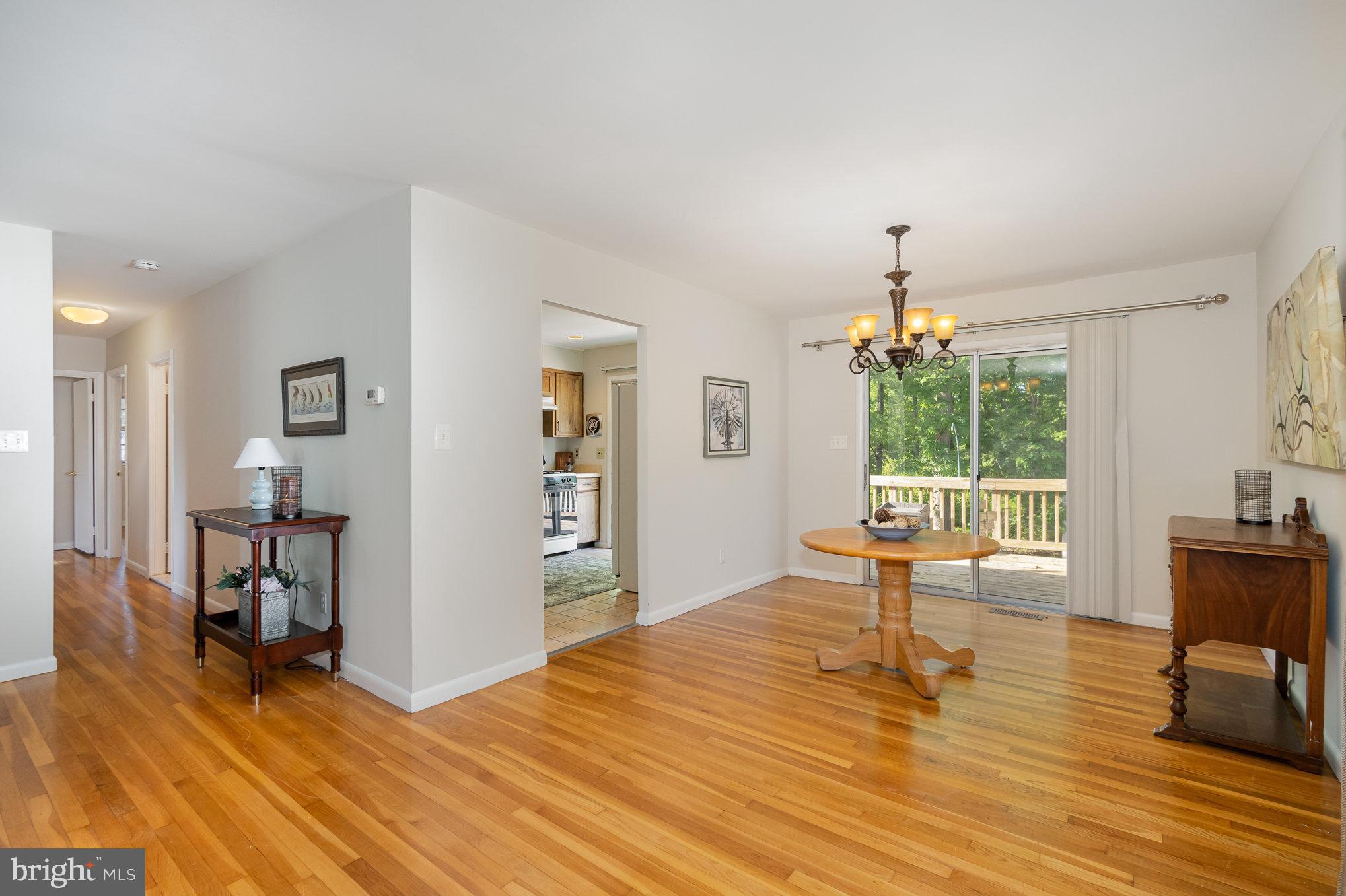 508 Crosby Road Catonsville, MD 21228 - Photo 4 of 22 Gallery Image 4