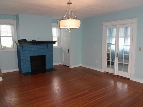 55 Ardmore Street Springfield, MA 01104 - Photo 3 of 20 Gallery Image 3
