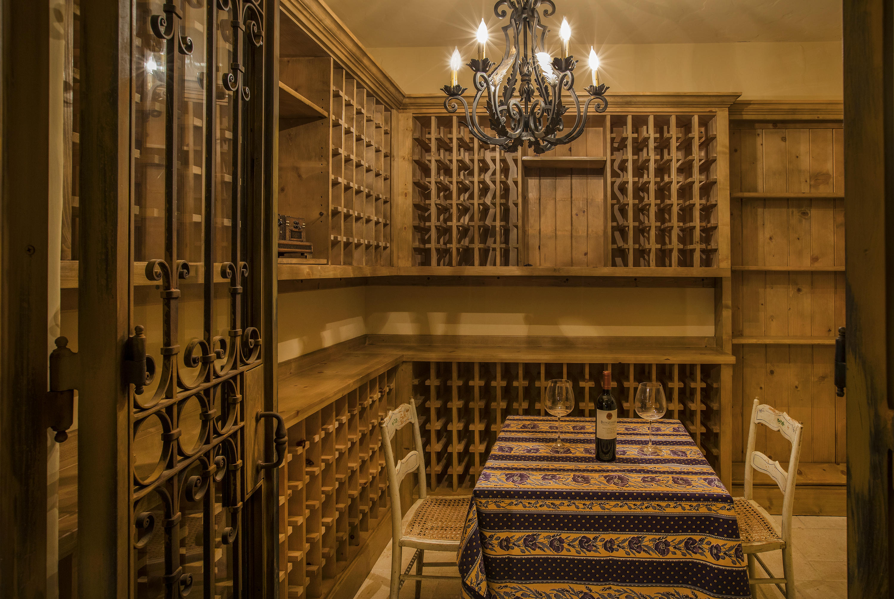 1525 Las Tunas Road Montecito, CA 93108 - Photo 11 of 28 a view of entryway