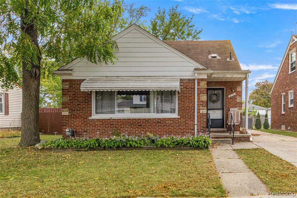 8174 Helen Street Center Line, MI 48015 - Photo 1 of 17 Gallery Image 1