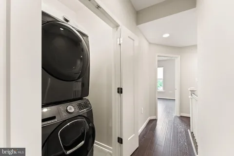 $1,200,000 | 204 Railbender Alley Southeast, Leesburg, VA 20175