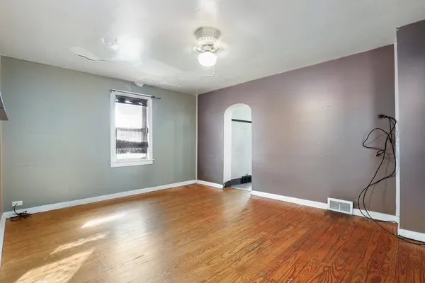 $89,900 | 331 22nd Street, Chicago Heights, IL 60411
