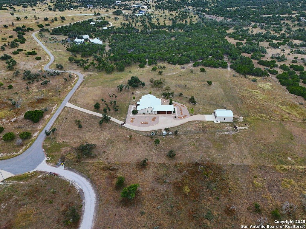 601 Garrison Road Fredericksburg, TX 78624 - Photo 74 of 77
