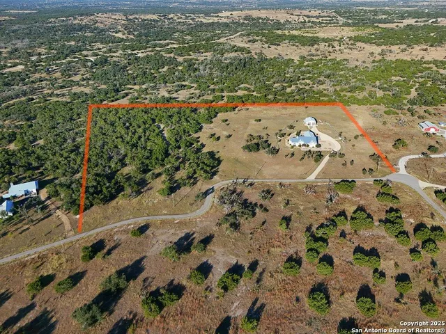 $1,295,000 | 601 Garrison Road, Fredericksburg, TX 78624