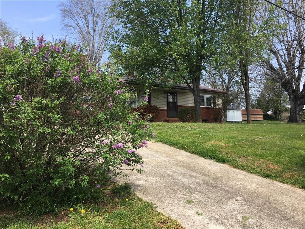 3497 Hartland Road Morganton, NC 28655 - Photo 3 of 20 Gallery Image 3