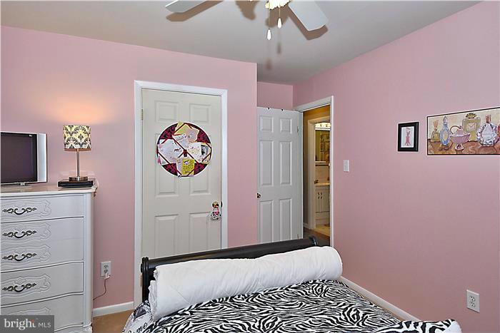 5212 Cochran Road Beltsville, MD 20705 - Photo 11 of 30 Bedroom 2