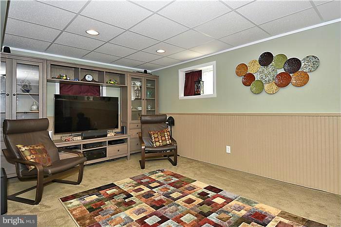 5212 Cochran Road Beltsville, MD 20705 - Photo 19 of 30 Family/Rec Room