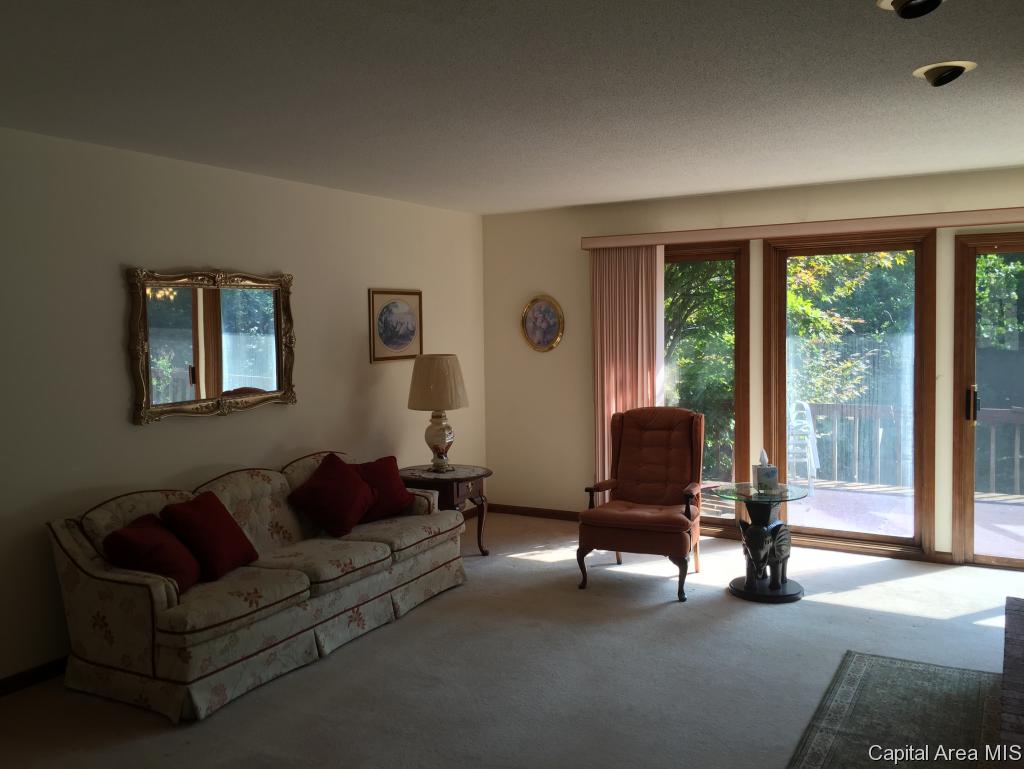 14 Boulder Point Drive Springfield, IL 62711 - Photo 5 of 25