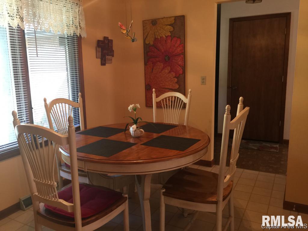 14 Boulder Point Drive Springfield, IL 62711 - Photo 10 of 25