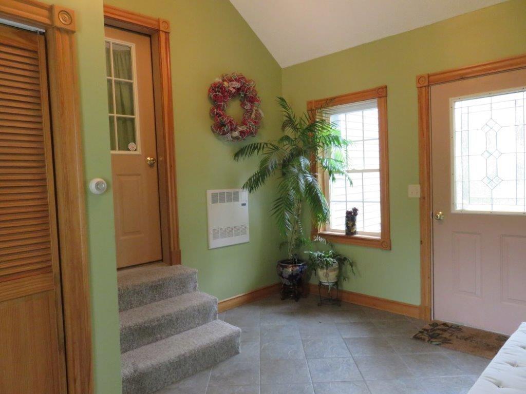 167 Railroad Avenue Springvale, ME 04083 - Photo 15 of 27 Photo