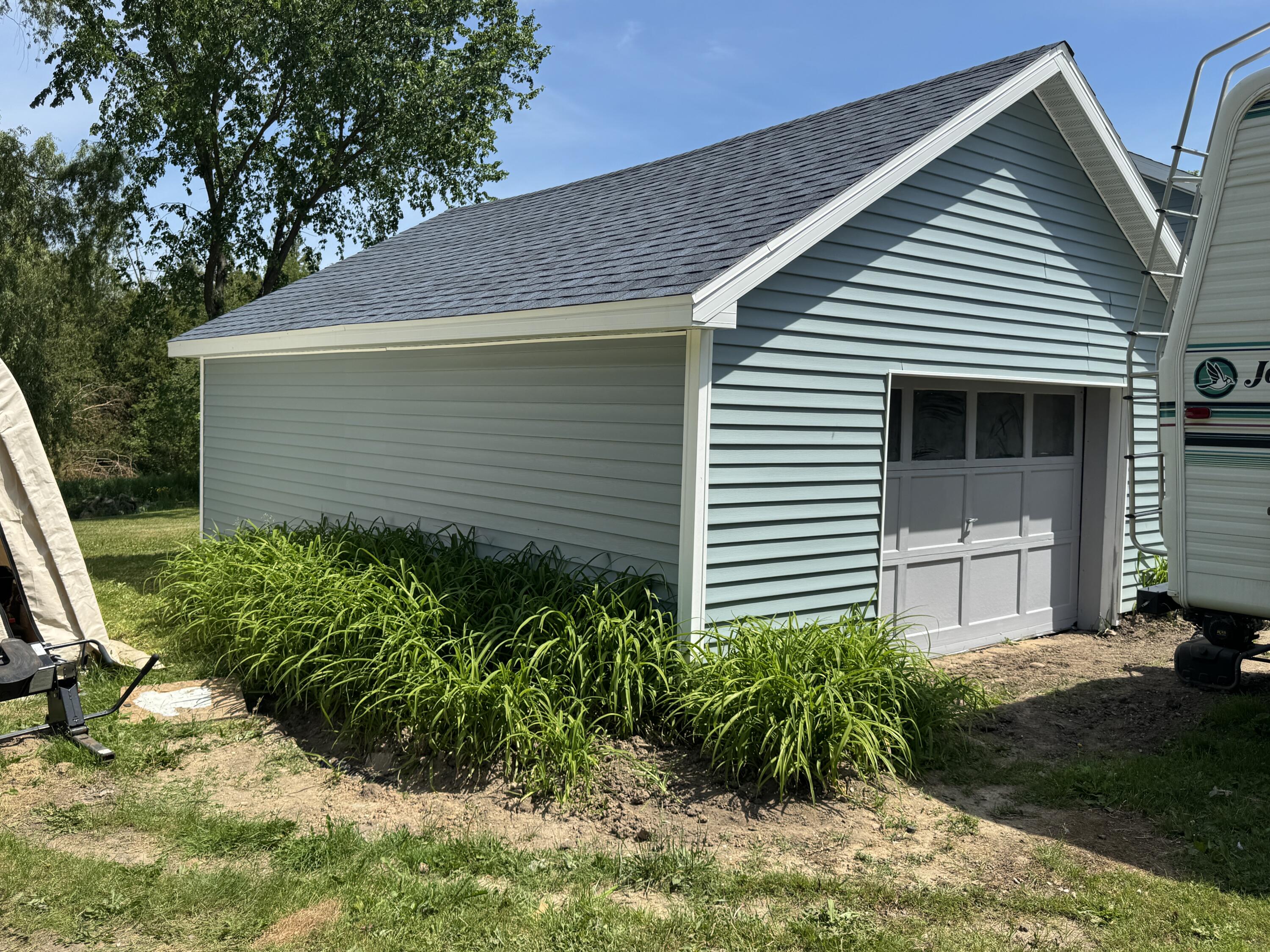 1952 West 16 Road Mesick, MI 49668 - Photo 36 of 49 IMG_5056