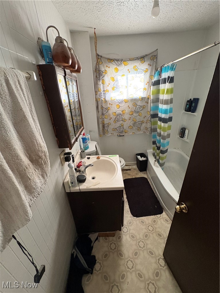 1194 Diagonal Road Akron, OH 44320 - Photo 6 of 14 Gallery Image 6