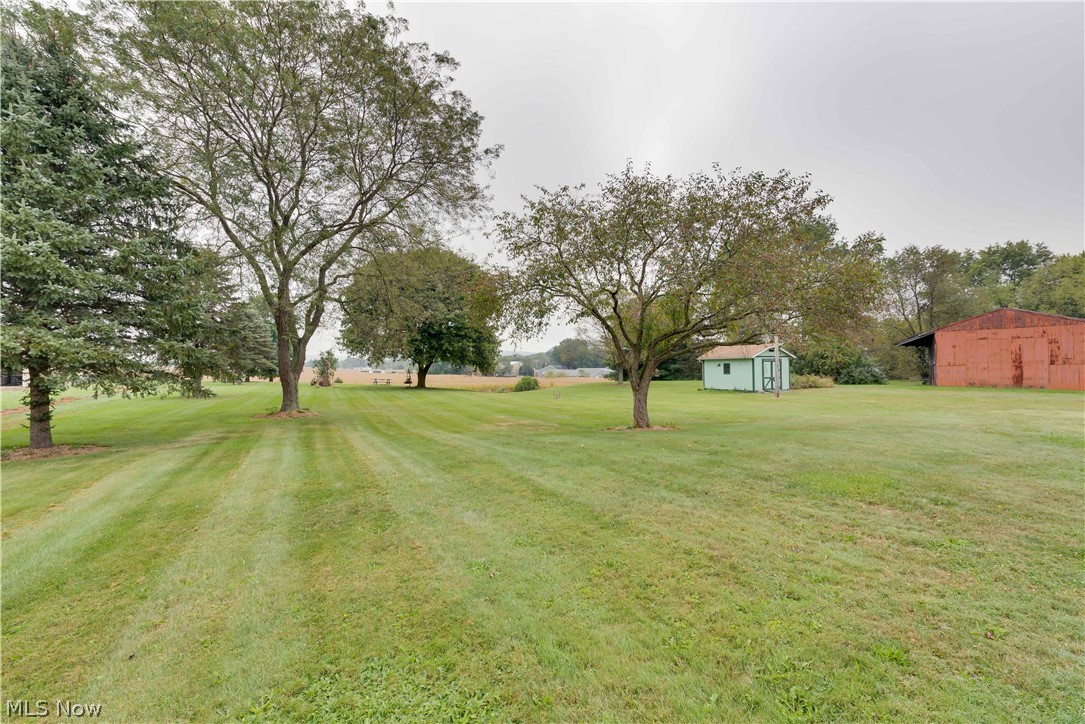7106 Lardon Road Malvern, OH 44644 - Photo 21 of 24 Gallery Image 21