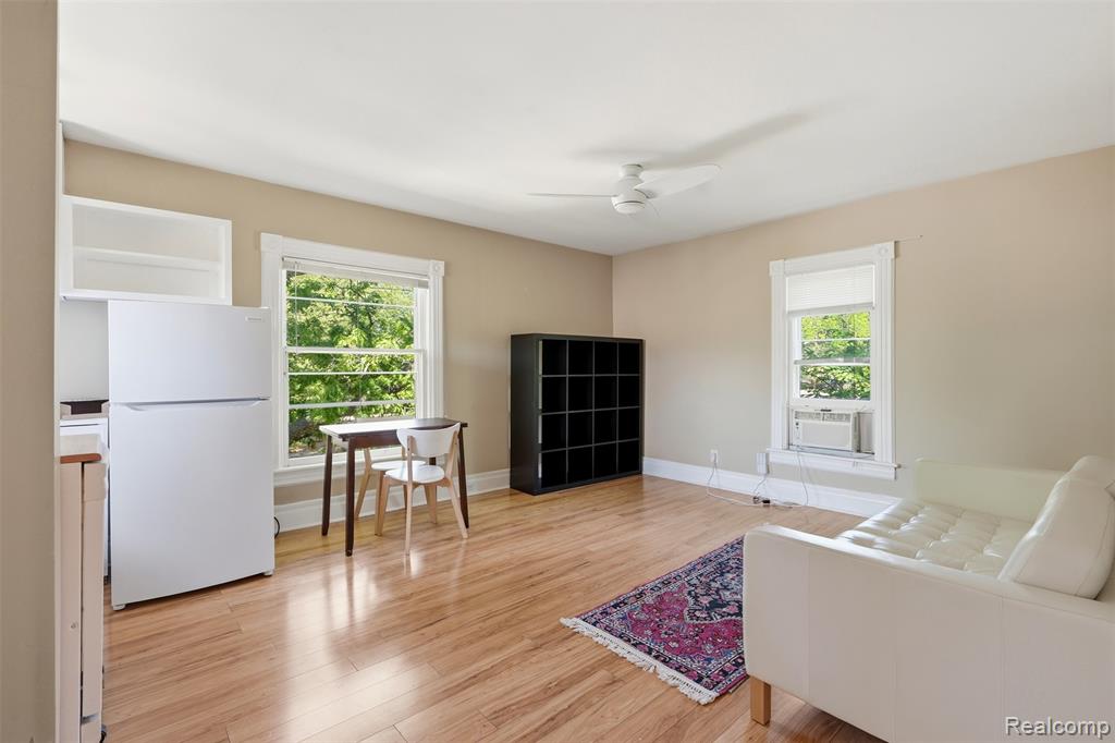 612 Spring Street Ann Arbor, MI 48103 - Photo 11 of 26