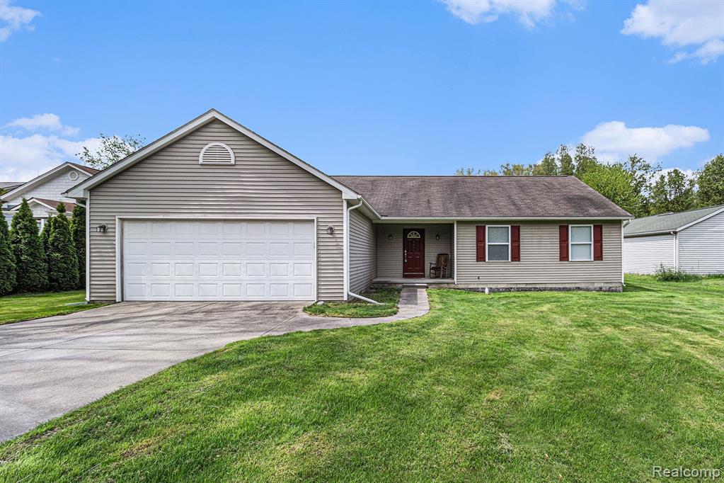 45 North Hospital Road Waterford, MI 48327 - Photo 2 of 27 Gallery Image 2