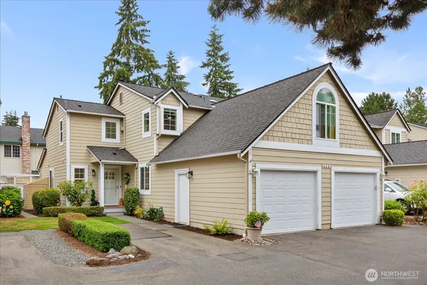 $600,000 | 7823 196th Street Southwest, Unit A, Edmonds, WA 98026