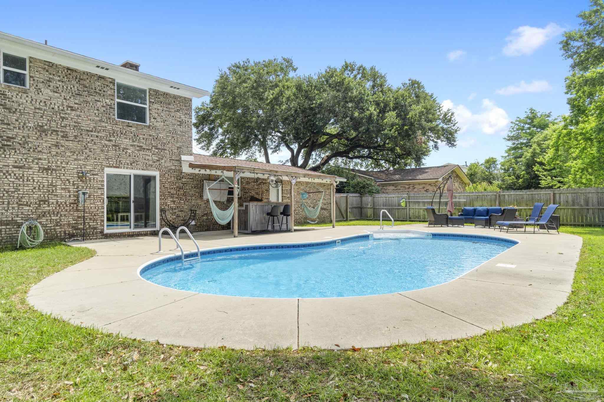 935 Commonwealth Road Pensacola, FL 32504 - Photo 2 of 45 Gallery Image 2