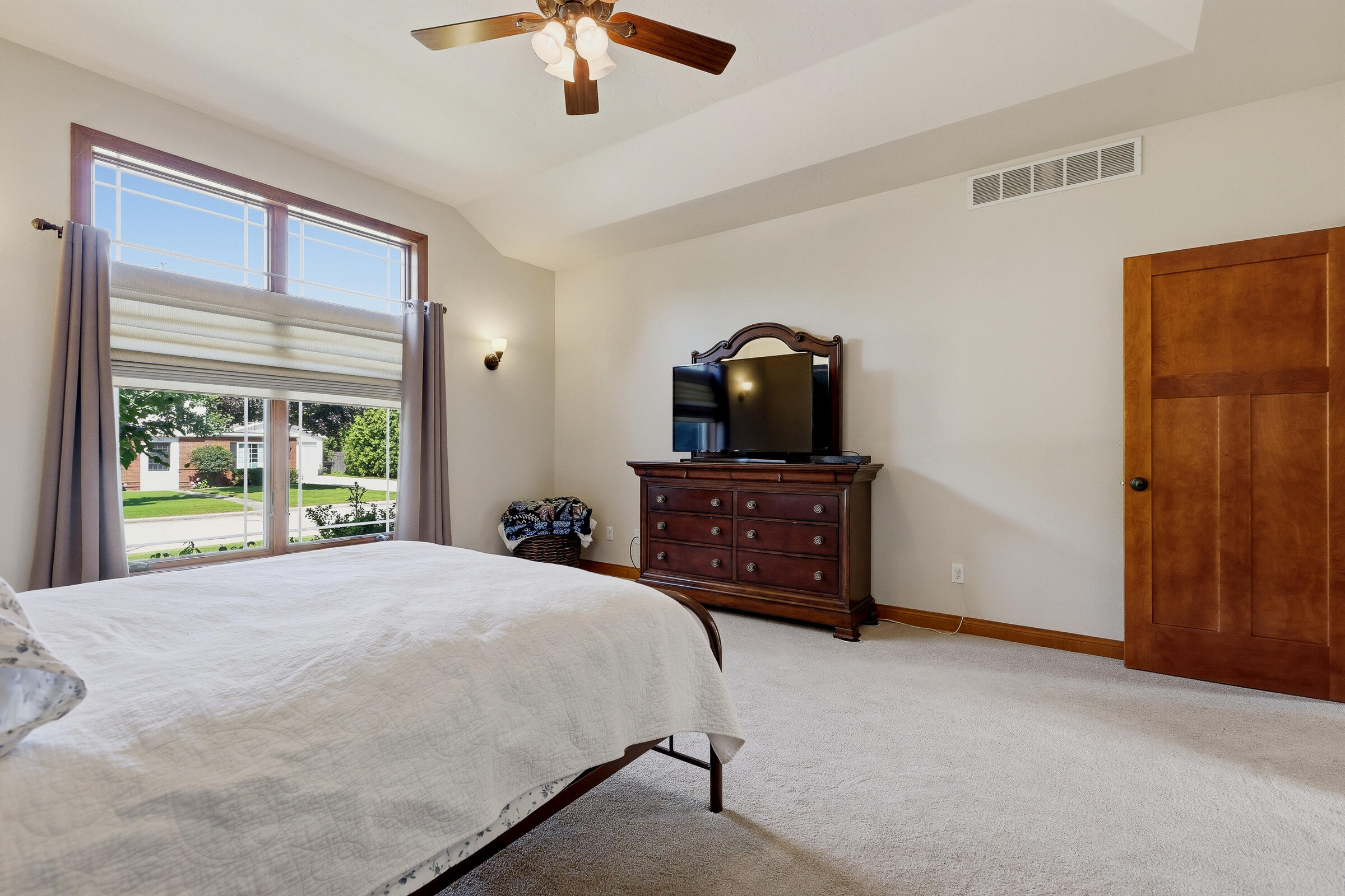 1606 South Carver Lane Appleton, WI 54914 - Photo 37 of 66 1606SCarverLn-36