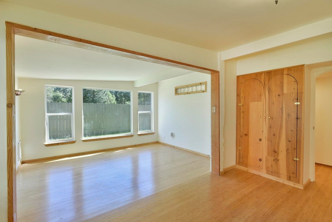 1224 Davis Place Road Mount Shasta, CA 96067 - Photo 12 of 27 Gallery Image 12
