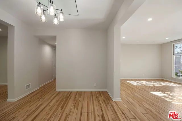 $8,495 | 450 Smithwood Drive, Beverly Hills, CA 90212