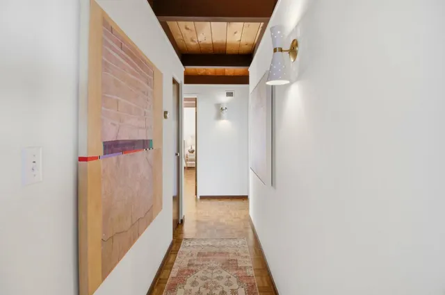 $4,888,000 | 410 Conil Way, Portola Valley, CA 94028