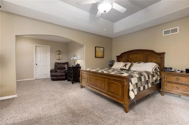 $425,000 | 1303 Telford Drive, Liberty, MO 64068