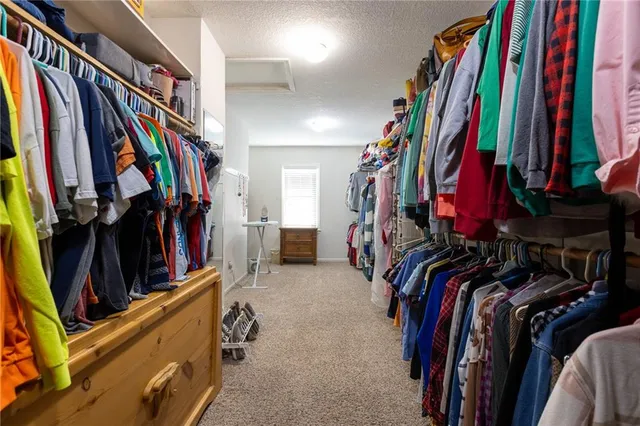 $425,000 | 1303 Telford Drive, Liberty, MO 64068