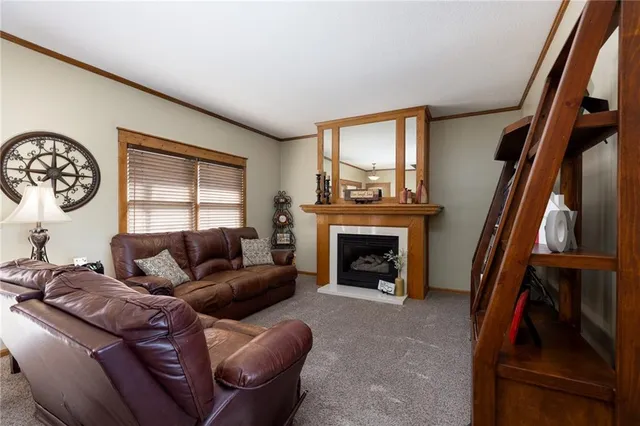 $425,000 | 1303 Telford Drive, Liberty, MO 64068