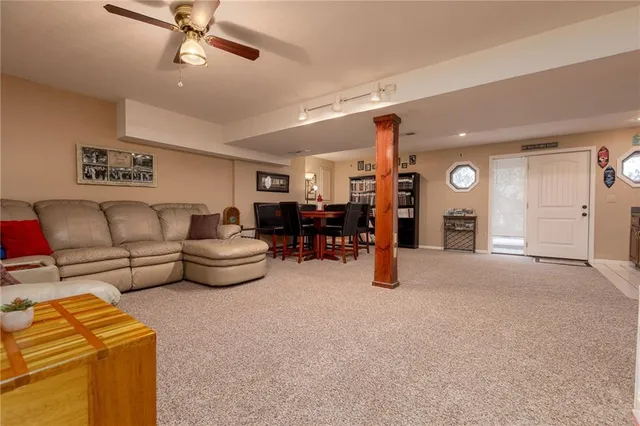 $425,000 | 1303 Telford Drive, Liberty, MO 64068