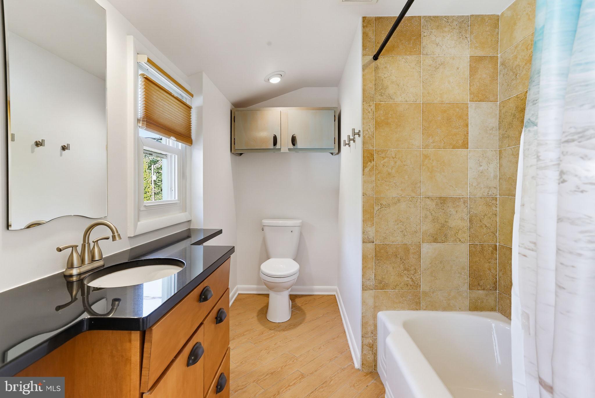 25 Walkern Road Baltimore, MD 21221 - Photo 31 of 48 upper level full bath 3 of 4