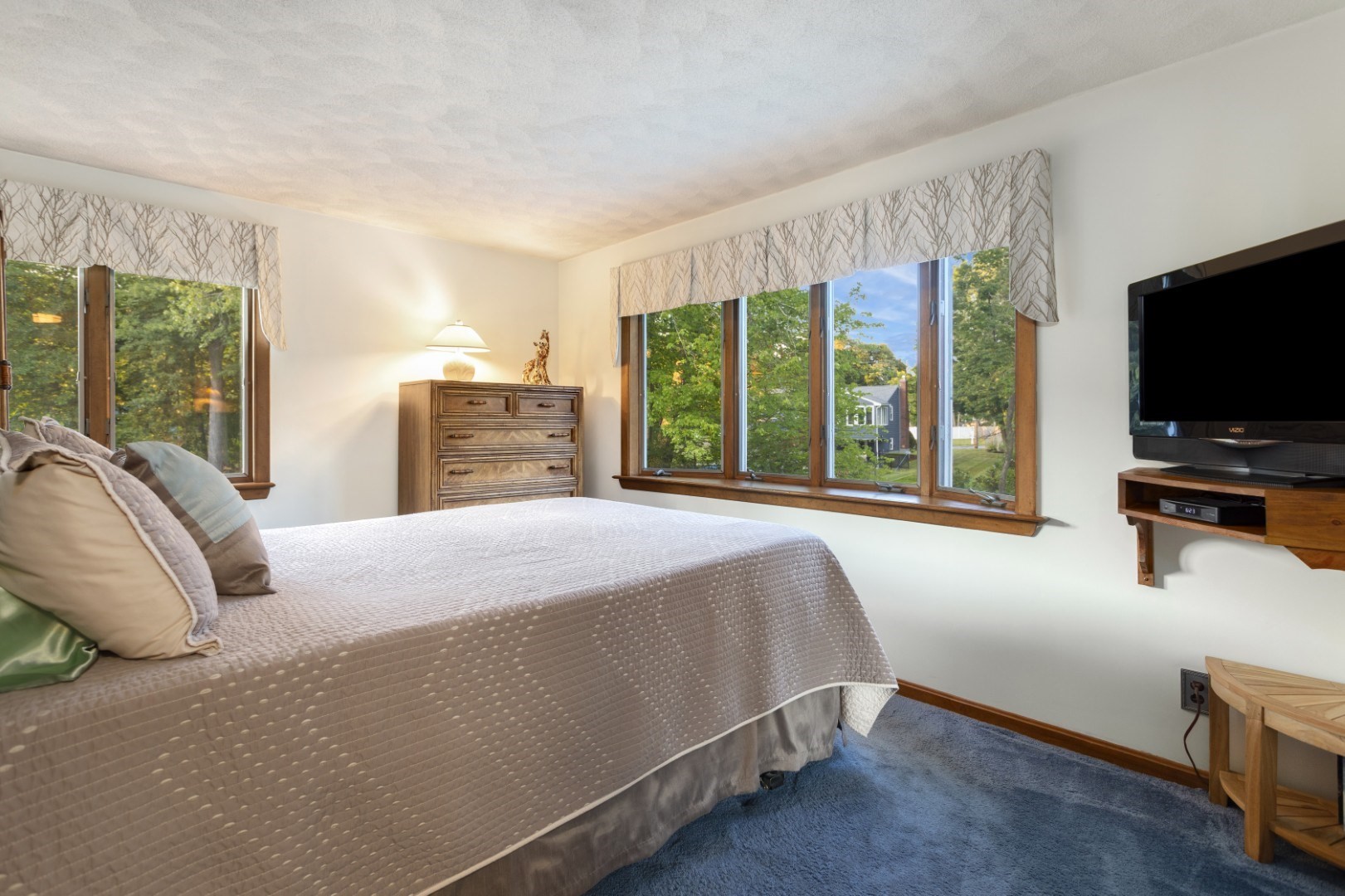12 Carpenter Road Lynnfield, MA 01940 - Photo 23 of 40 Gallery Image 23