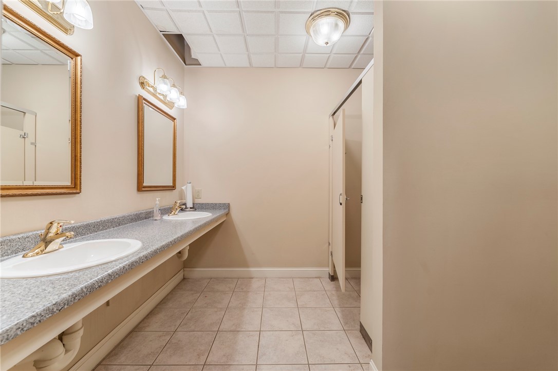 208 South Main Street Abbeville, SC 29620 - Photo 47 of 50