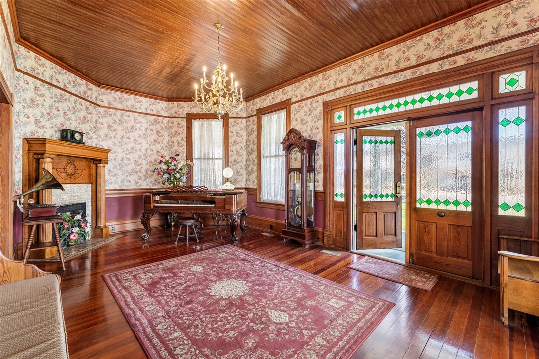 208 South Main Street Abbeville, SC 29620 - Photo 5 of 50