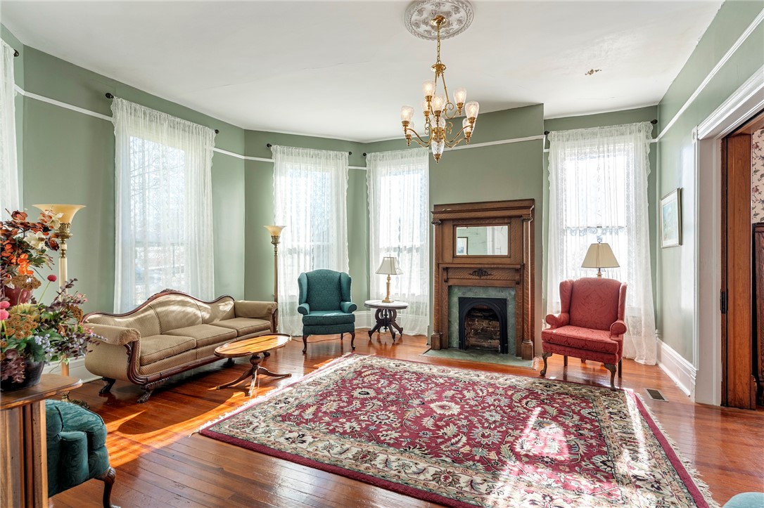 208 South Main Street Abbeville, SC 29620 - Photo 10 of 50