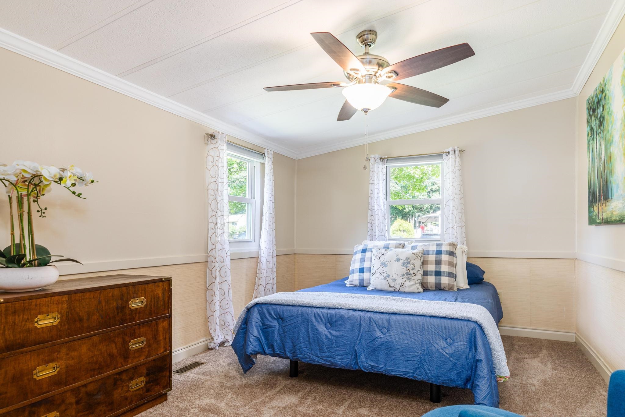 39 Hilton Avenue Exeter, NH 03833 - Photo 35 of 38