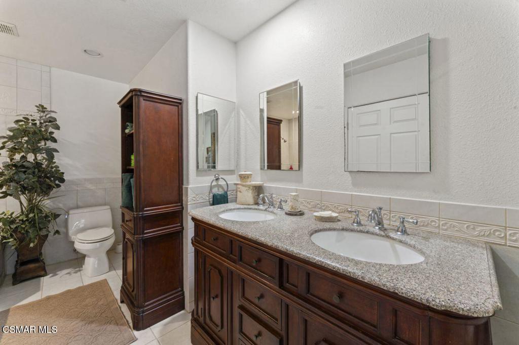 2461 Pinewood Place Simi Valley, CA 93065 - Photo 18 of 27
