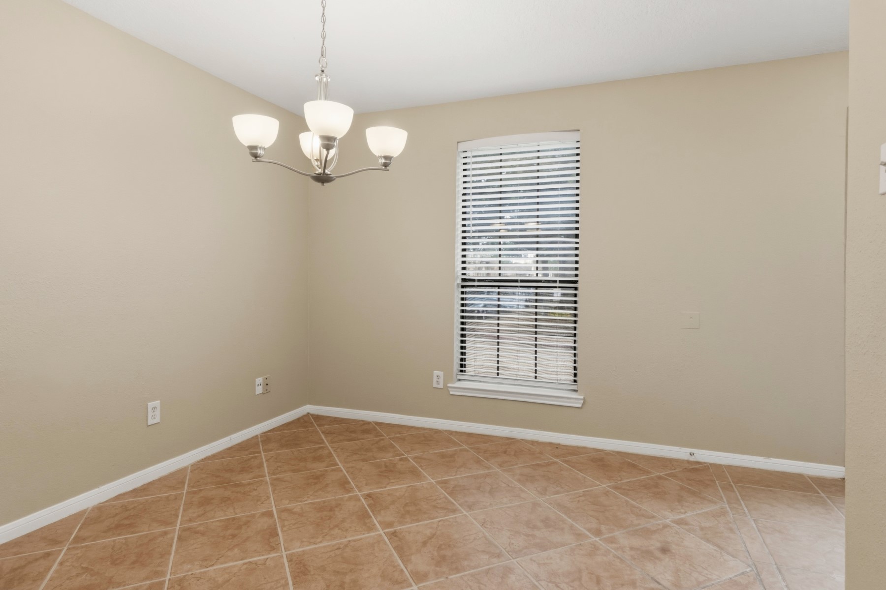 8606 Prima Street Houston, TX 77083 - Photo 4 of 24