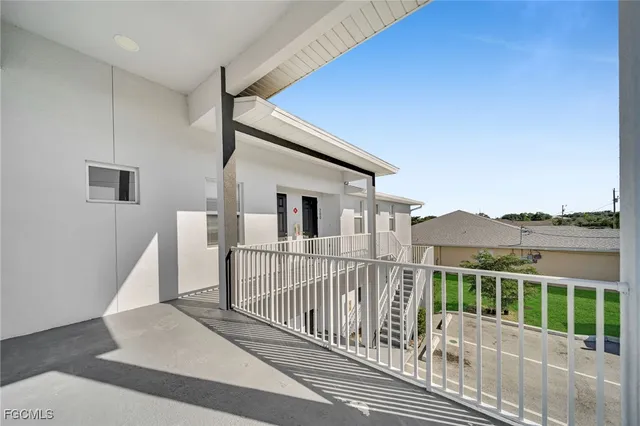 $1,600 | 275 Southwest 4th Street, Unit 100, Cape Coral, FL 33991