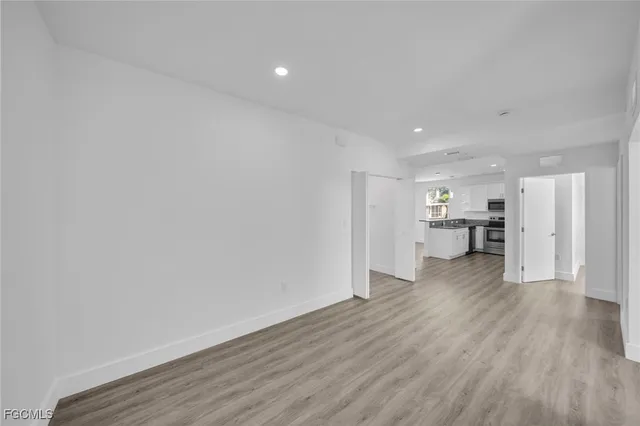 $1,600 | 275 Southwest 4th Street, Unit 100, Cape Coral, FL 33991