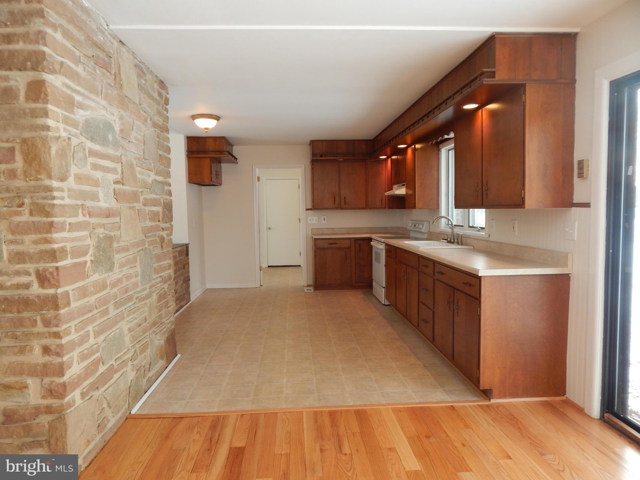 1332 Heaps Road Whiteford, MD 21160 - Photo 10 of 24 Kitchen