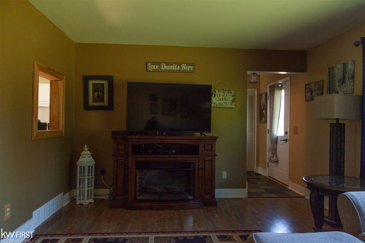 2224 South Nichols Road Lennon, MI 48449 - Photo 9 of 35