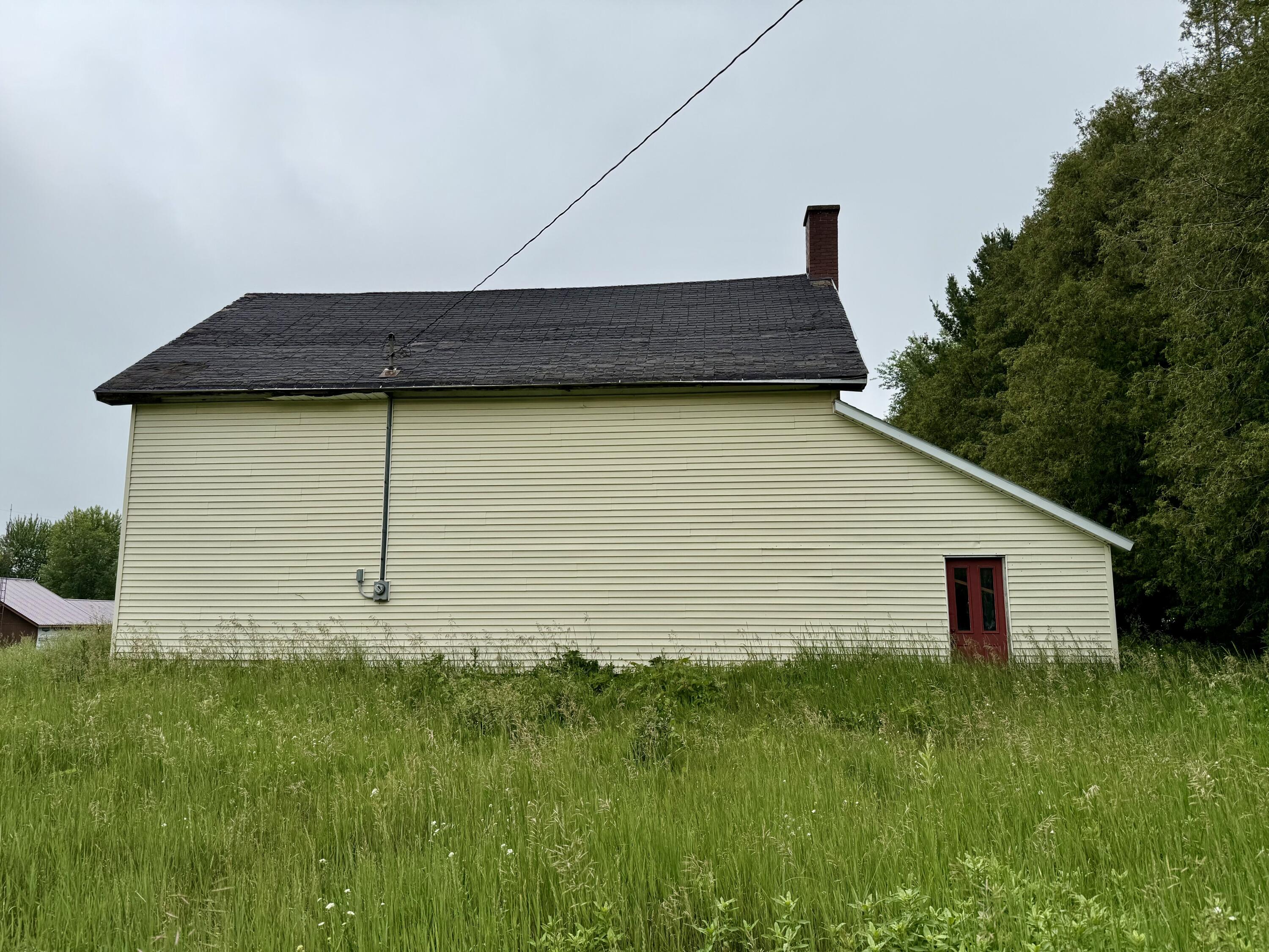 4016 West Conrad Road Ludington, MI 49431 - Photo 4 of 13 IMG_9691