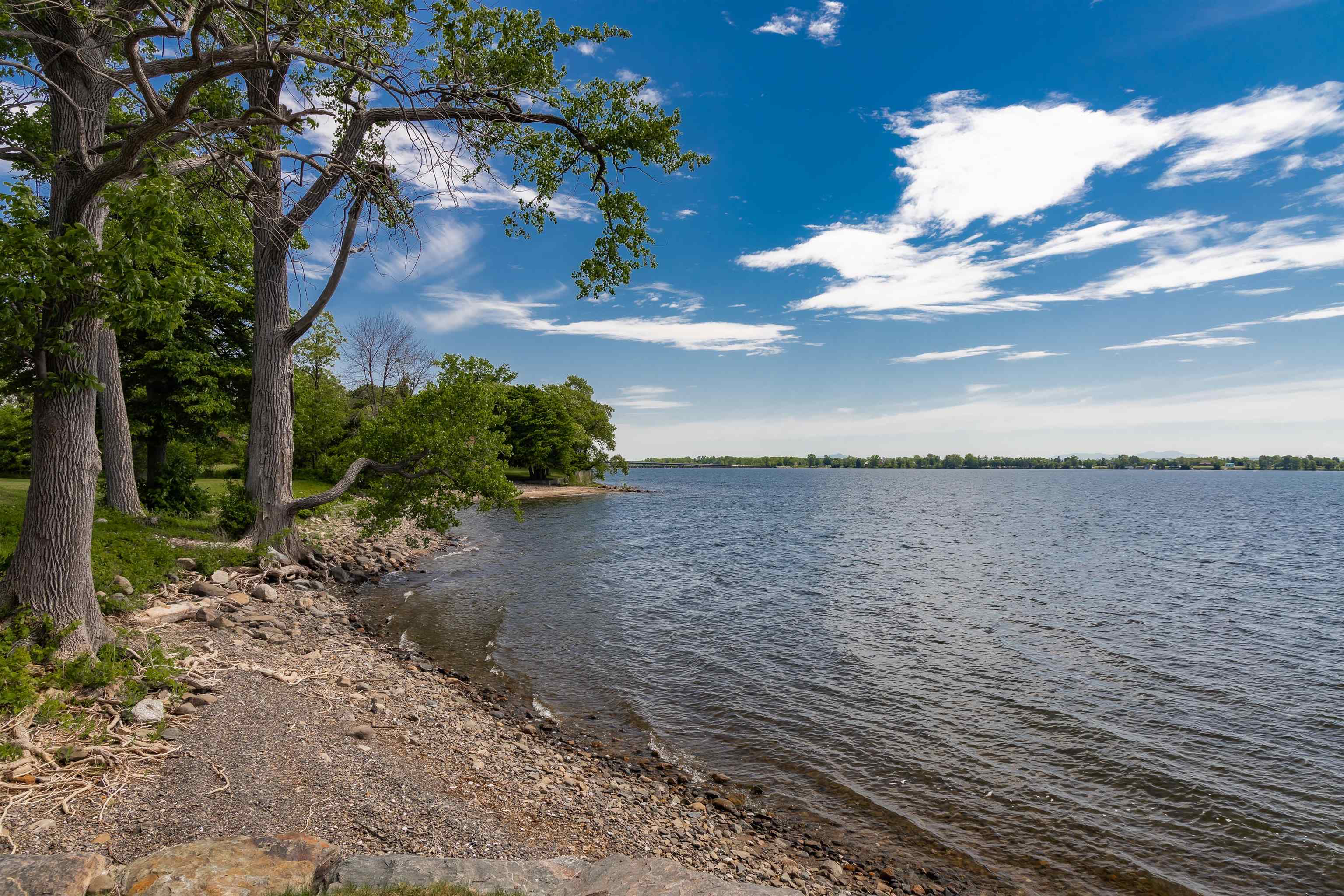 357 McGregor Point Alburgh, VT 05440 - Photo 8 of 57 Gallery Image 8