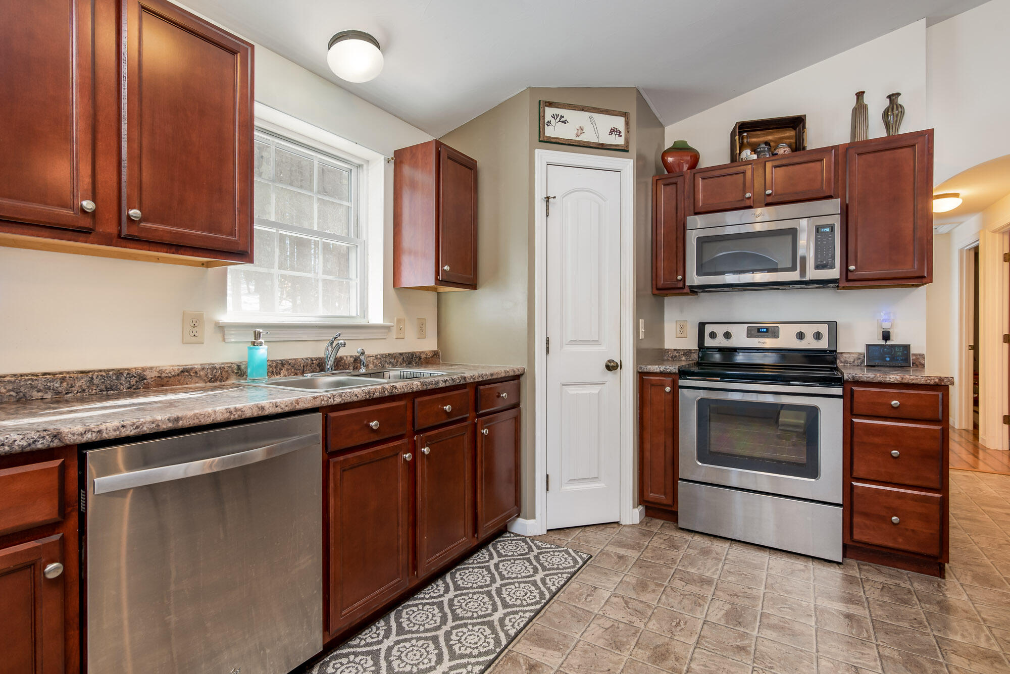 195 Ridley Road Sanford, ME 04083 - Photo 4 of 26 main.5 (1 of 1)