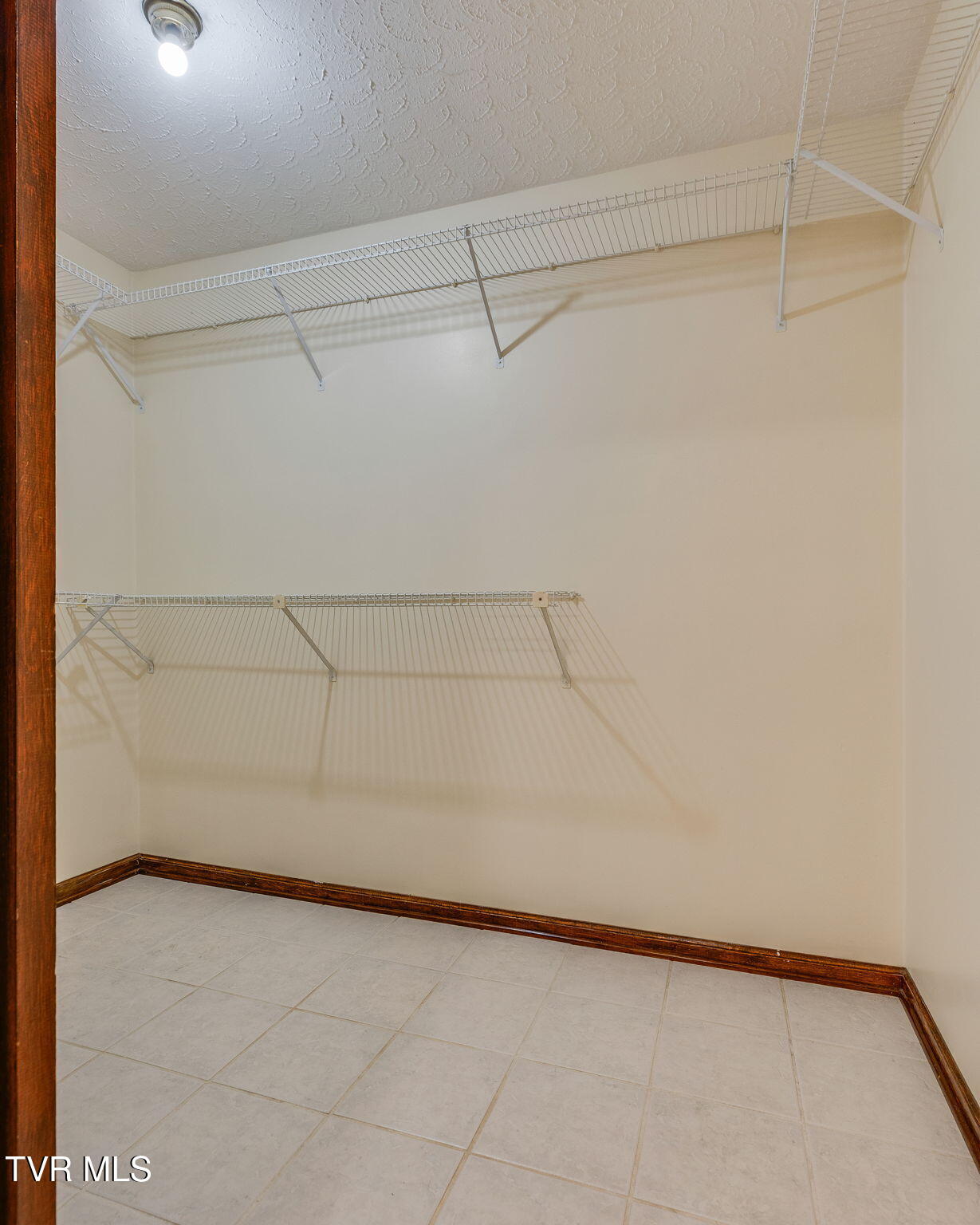 7893 Baptist Valley Road North Tazewell, VA 24630 - Photo 26 of 61 Primary Walk-in