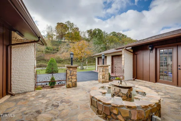 $515,000 | 7893 Baptist Valley Road, North Tazewell, VA 24630