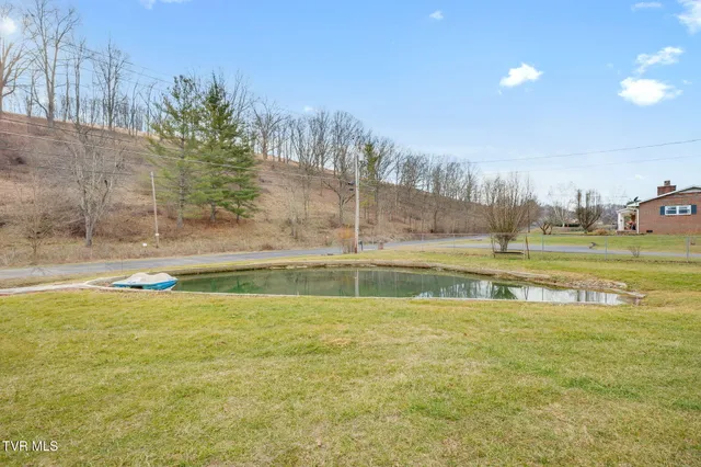 $525,000 | 7893 Baptist Valley Road, North Tazewell, VA 24630