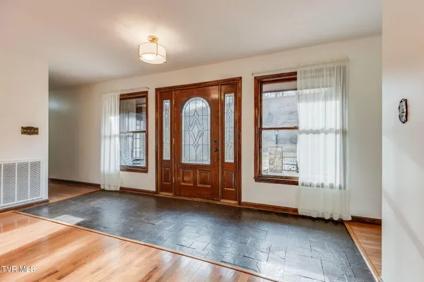 $515,000 | 7893 Baptist Valley Road, North Tazewell, VA 24630