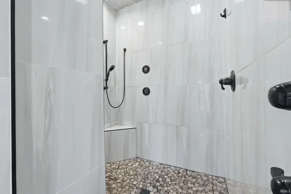 $1,190,000 | 4381 St Elais Cove, Fort Wayne, IN 46845